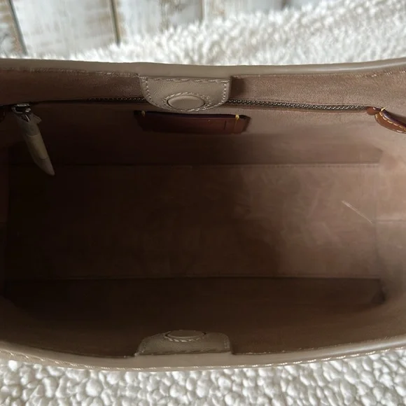 Coach Cargo Leather Shoulder Bag Purse Pebble New NWT - Picture 9 of 9